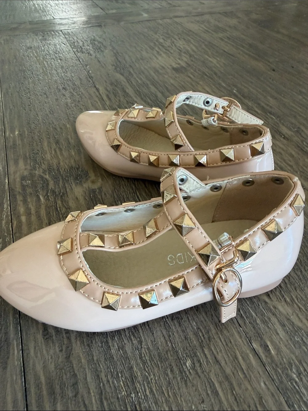 Girls' Patent Pink Studded T-Strap Dress Shoes
